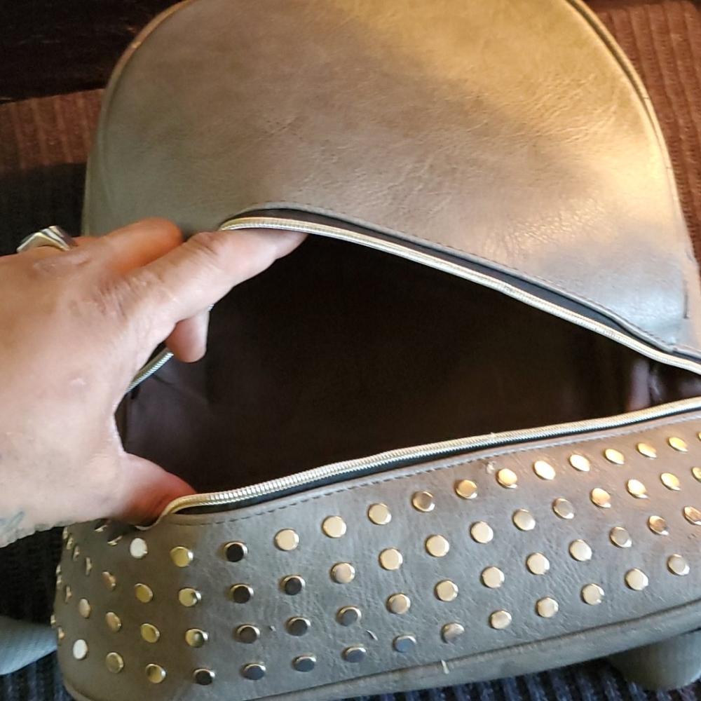 Studded backpack - Picture 6 of 7